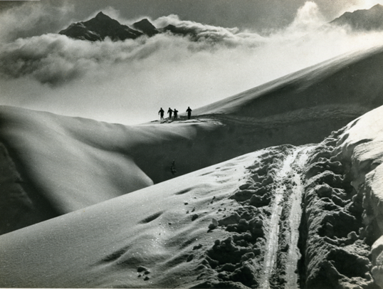 Harry Spilsbury's wonderful shot of ski-touring in the 1930s. Allan Stuart collection